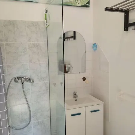 Grand Studio 41m2 Centre Au Calme Rochefort